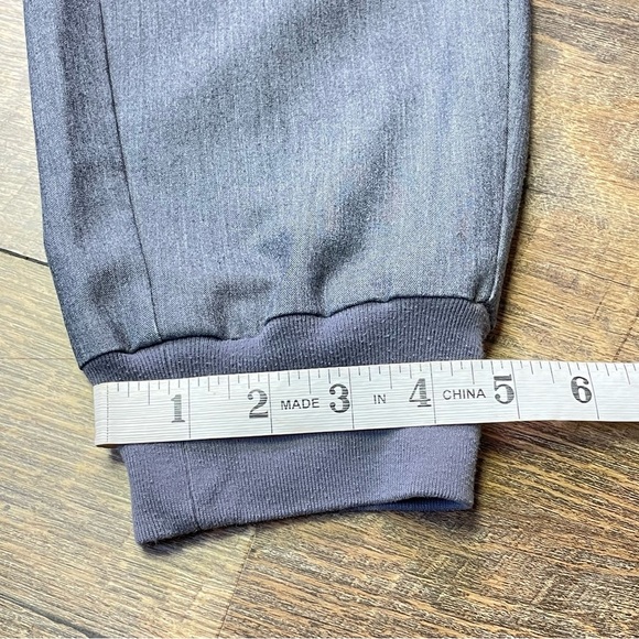 FIGS Zamora Jogger Scrub Pants Women Medium Petite Gray Technical Collection M/P - Picture 6 of 9